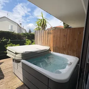Hotell Sable Et Soleil - Port, Et Jacuzzi Prive